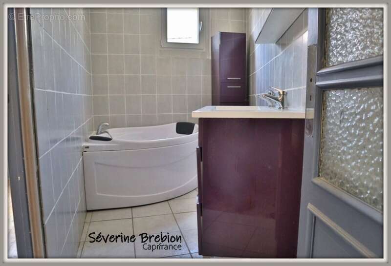 Maison rénovée, 3 chambres, terrain, garage VISCOMTAT (63) - photo 23