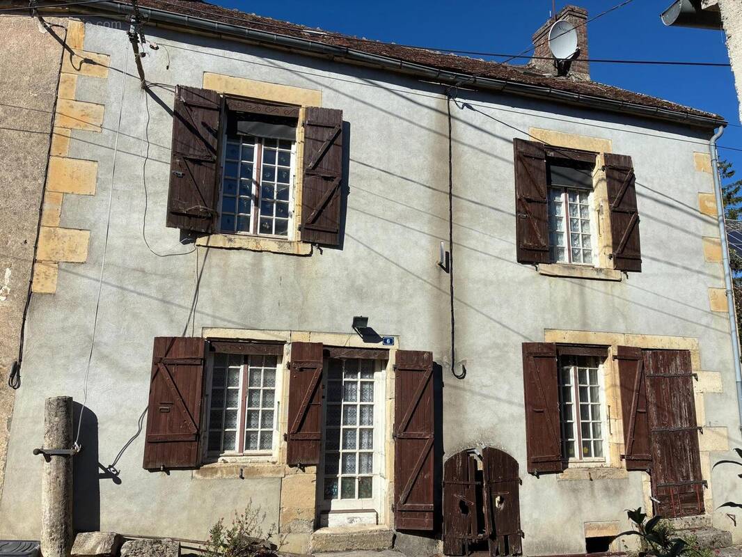 Photo 1 - Maison à BRINON-SUR-BEUVRON