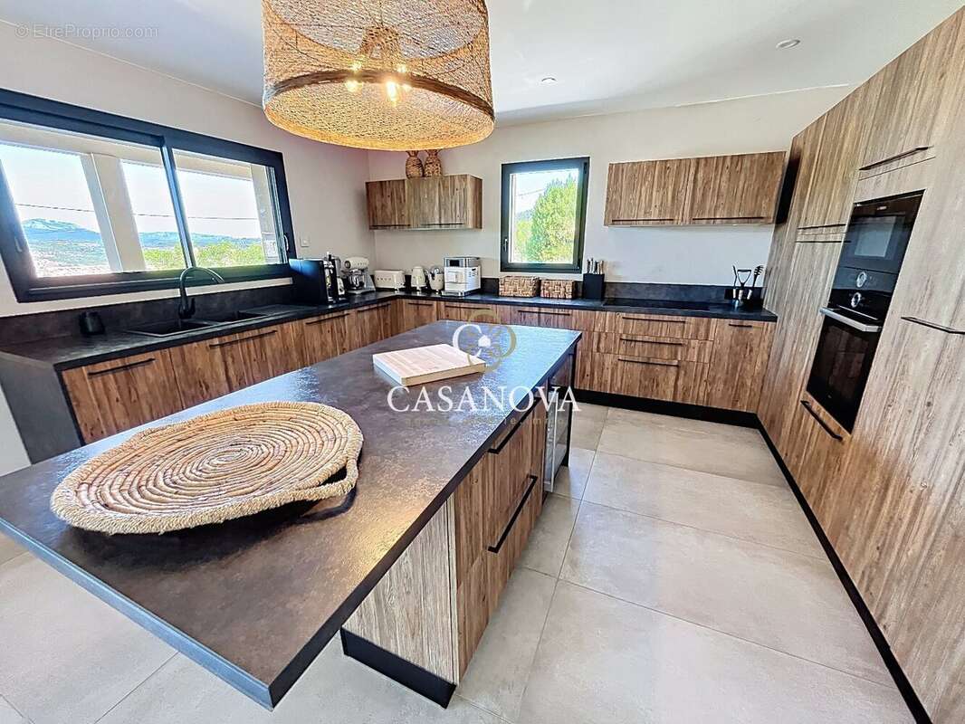 Maison à CLERMONT-L'HERAULT