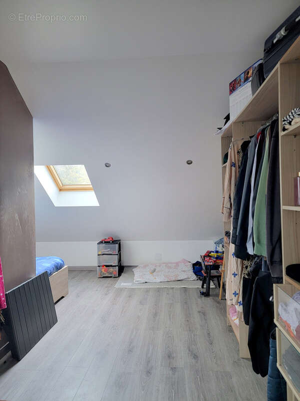 Maison à MONTATAIRE