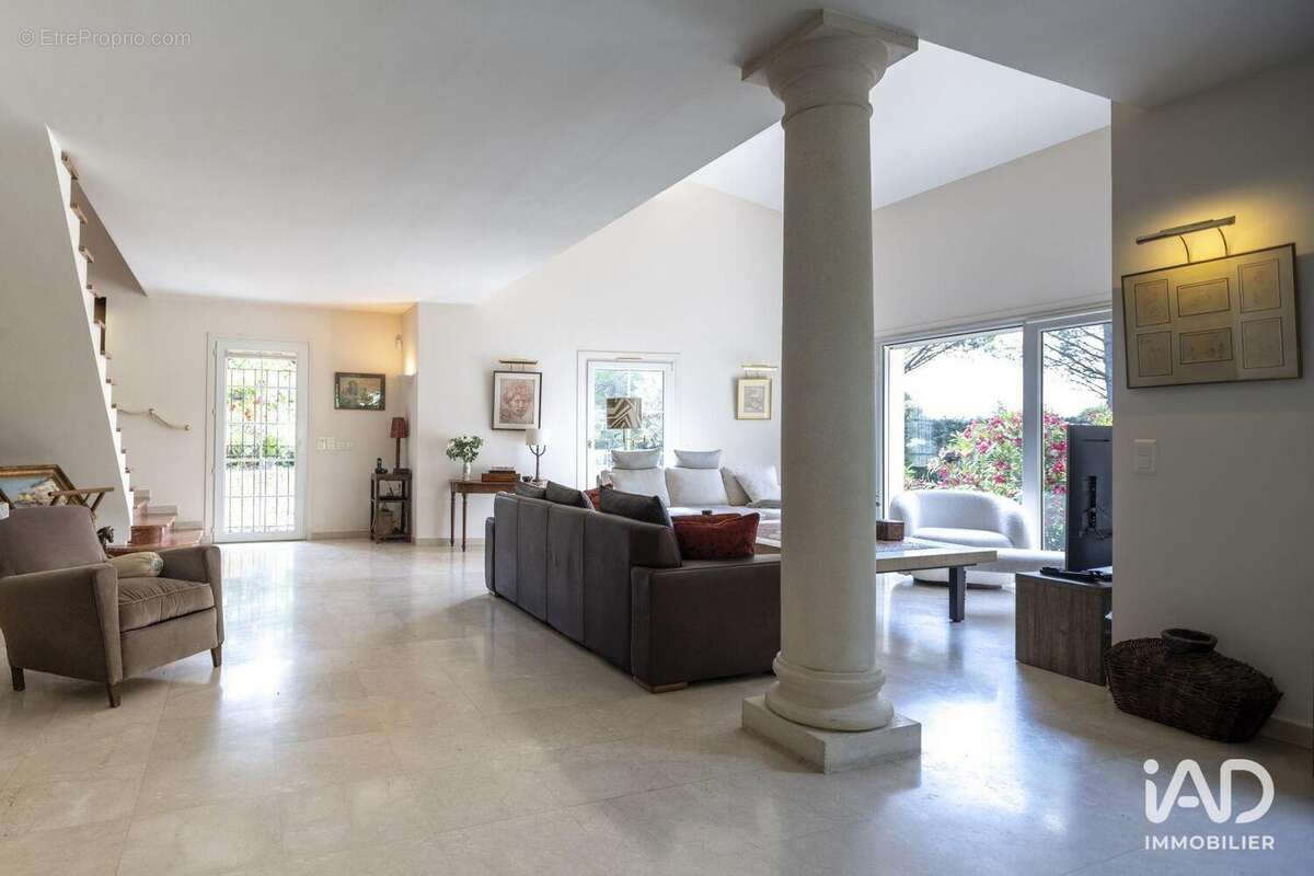 Photo 6 - Maison à VAISON-LA-ROMAINE