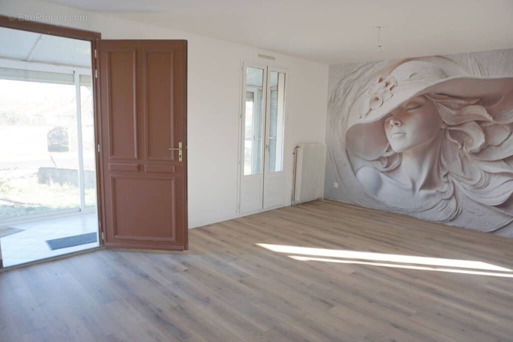 Maison à PARAY-LE-MONIAL