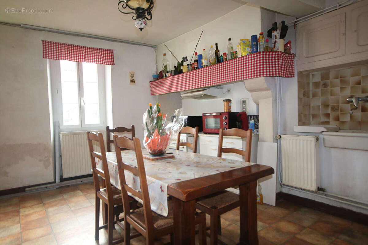 Maison à OLORON-SAINTE-MARIE