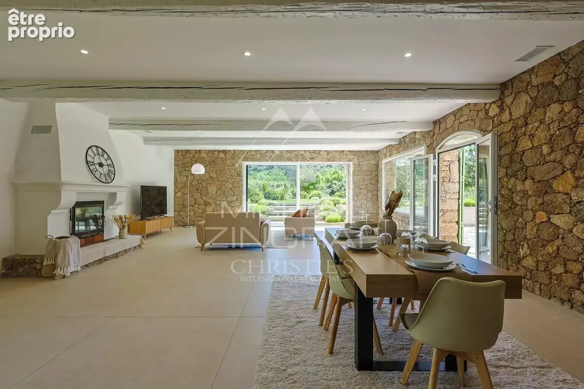 Villa en pierre rénovée en 2024 - Village du Plan de la Tour - photo 7