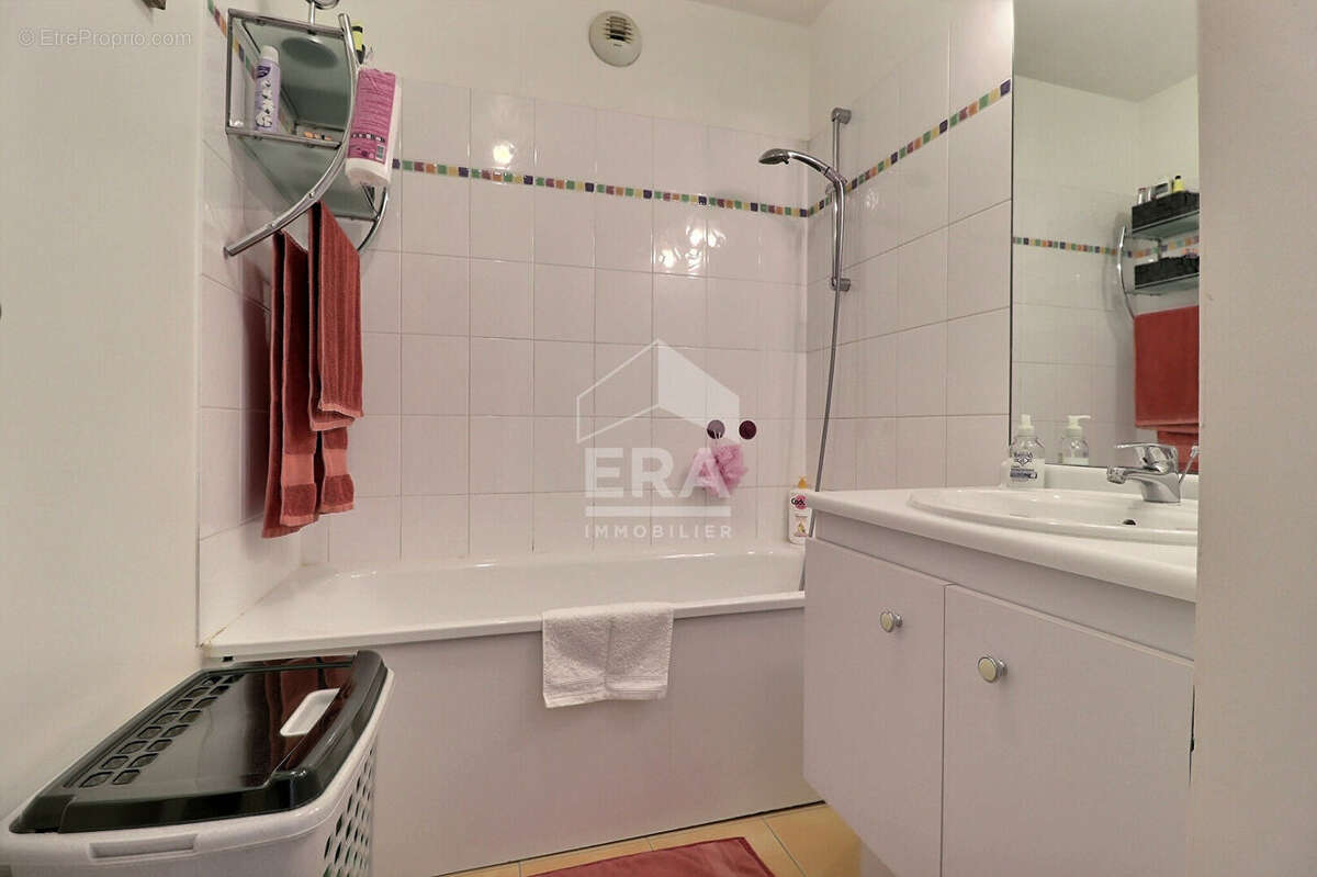 Appartement 67m² à La Plaine Saint Denis - photo 6