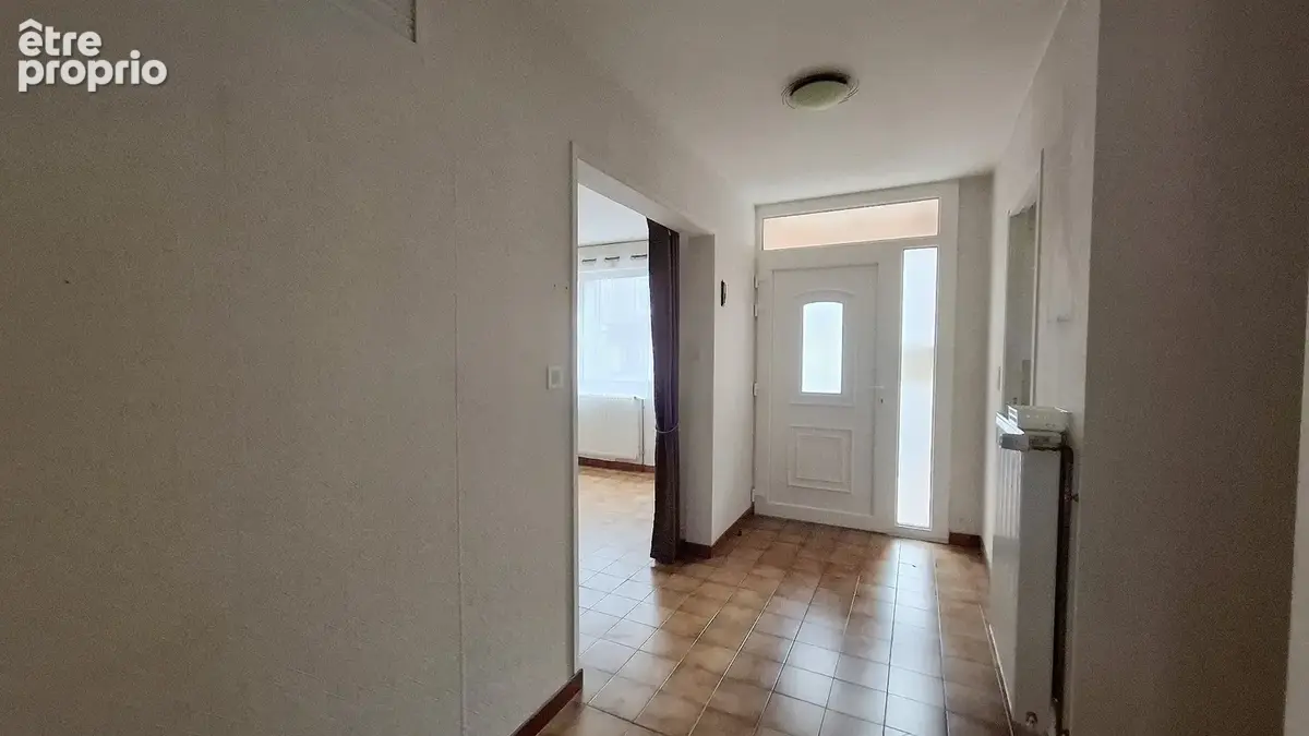 A vendre à Vichy Maison 3 pièces de plain-pied avec sous-sol et garage. - photo 5