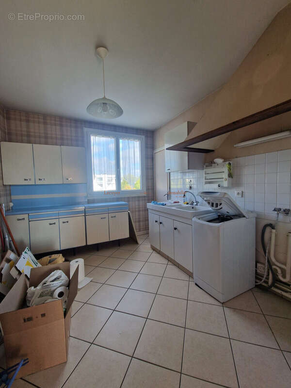 Appartement 72 m² à Reze  - photo 4