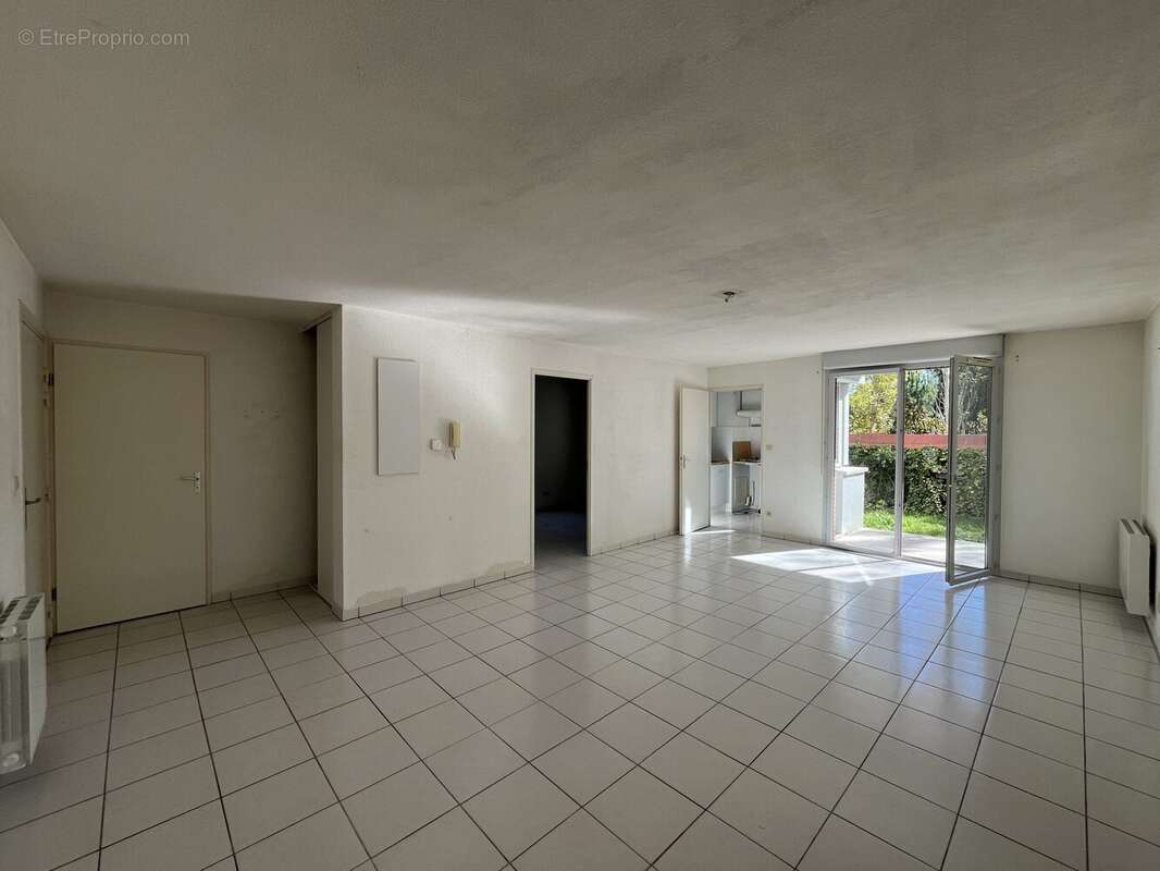 Appartement à FONBEAUZARD