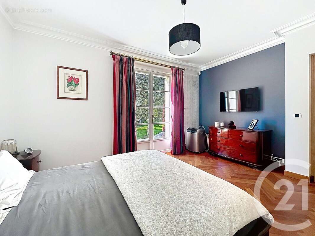 Photo 9 - Maison à THIAIS