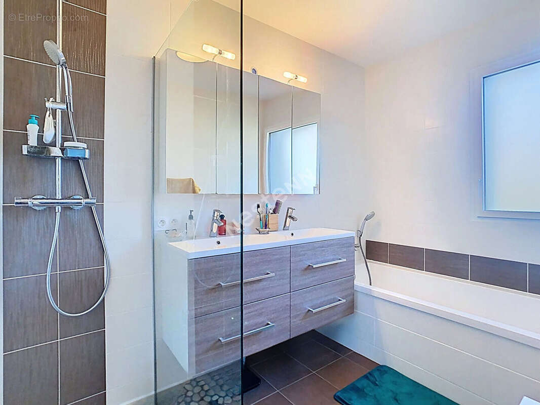 Maison d'architecte Mouzillon ! Proche de toutes commodités ! Sans travaux, beaux volumes, à 3min de l'axe NANTES-CHOLET - photo 15