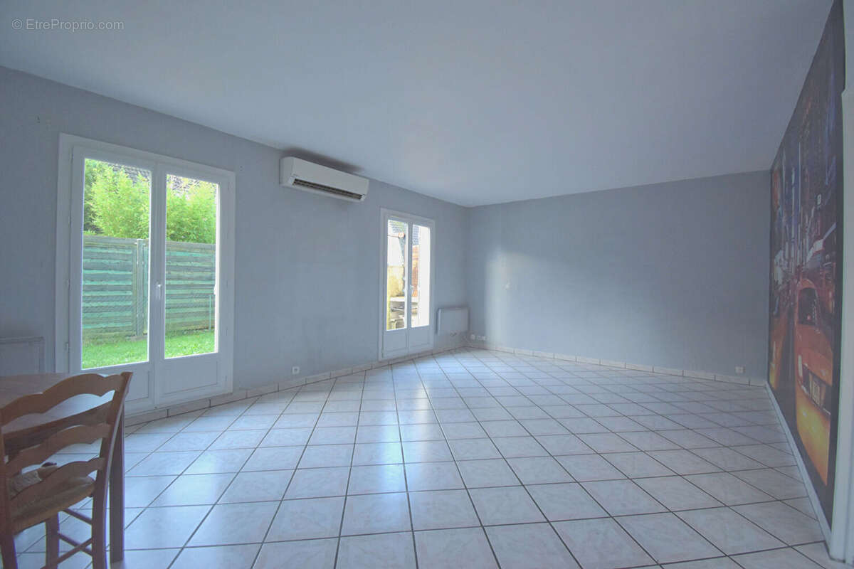 Maison à MALESHERBES