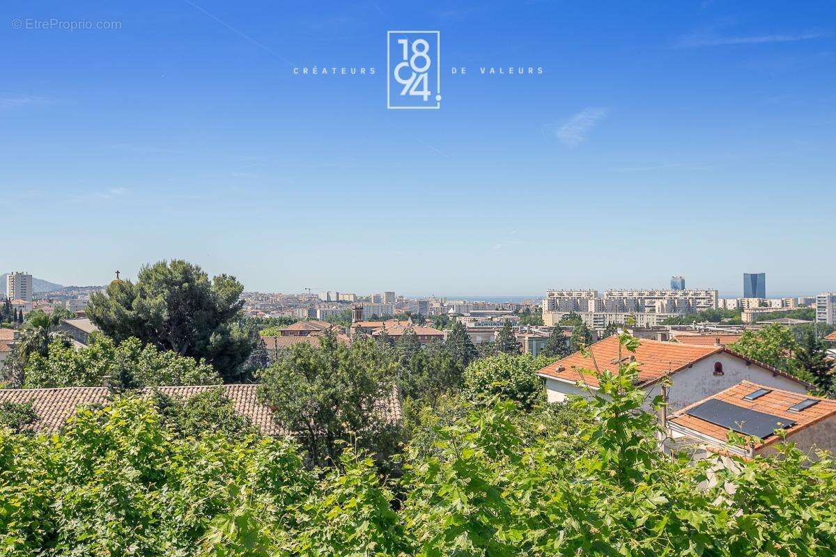 Appartement à MARSEILLE-14E