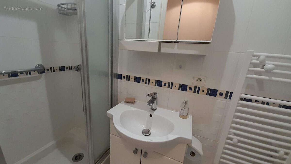 Appartement à LIMOURS