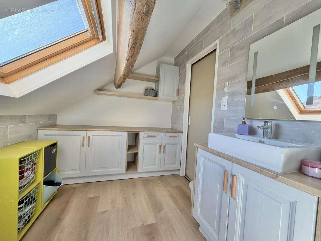 Maison à FOURCHAMBAULT