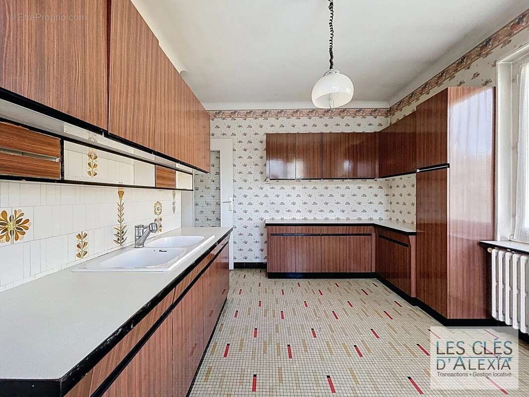 Maison à CHASSE-SUR-RHONE