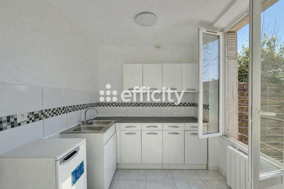 Appartement à BOURG-LA-REINE