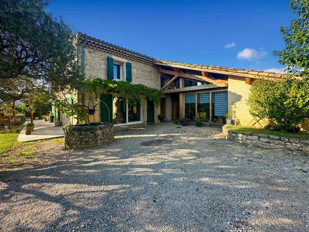 Maison à LIVRON-SUR-DROME