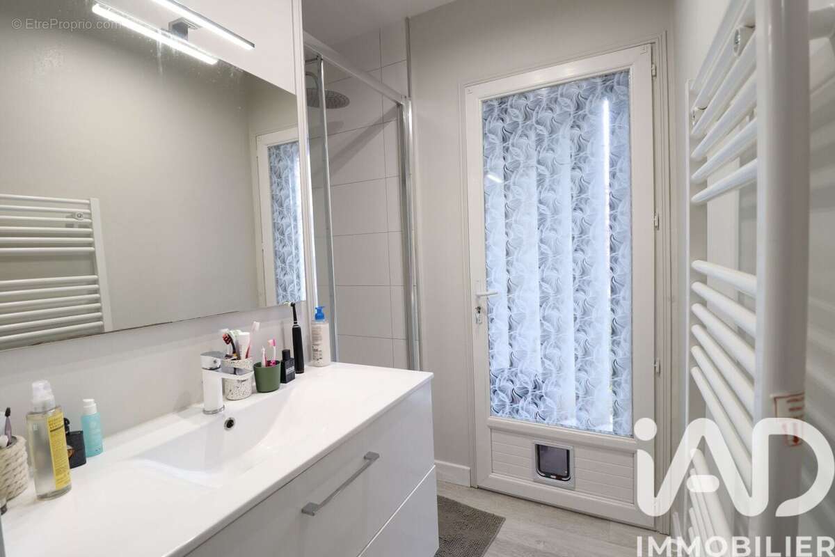 Photo 9 - Appartement à CHAMALIERES