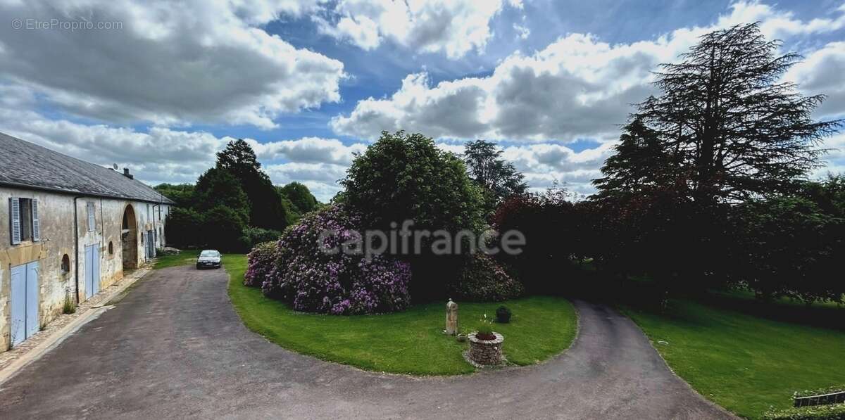 Maison de maitre à vendre 13 pièces LANOUAILLE (24) 2.6 hectares - photo 81