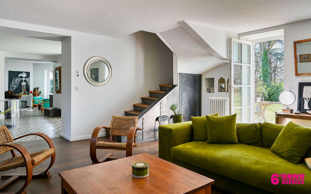 Maison à FRANCHEVILLE