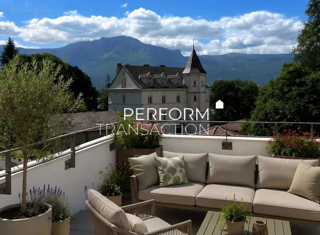 Appartement à POISAT