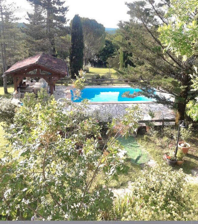 8a88fa081ad45ae69f5a0f533cd4156657a1a52e - Maison à ARCAMBAL