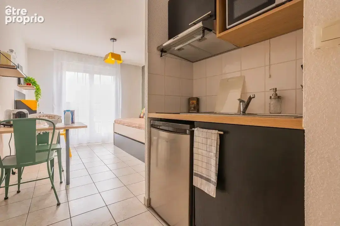 INVESTISSEMENT LOCATIF  LIMOGES  Résidence Etudiante Uxco Les Arènes d'Orsay - 5,25% de rentabilité - photo 3