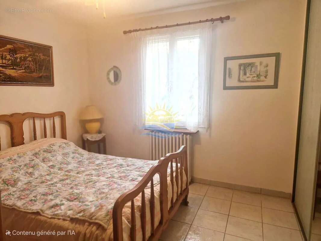 Maison à SAUSSET-LES-PINS