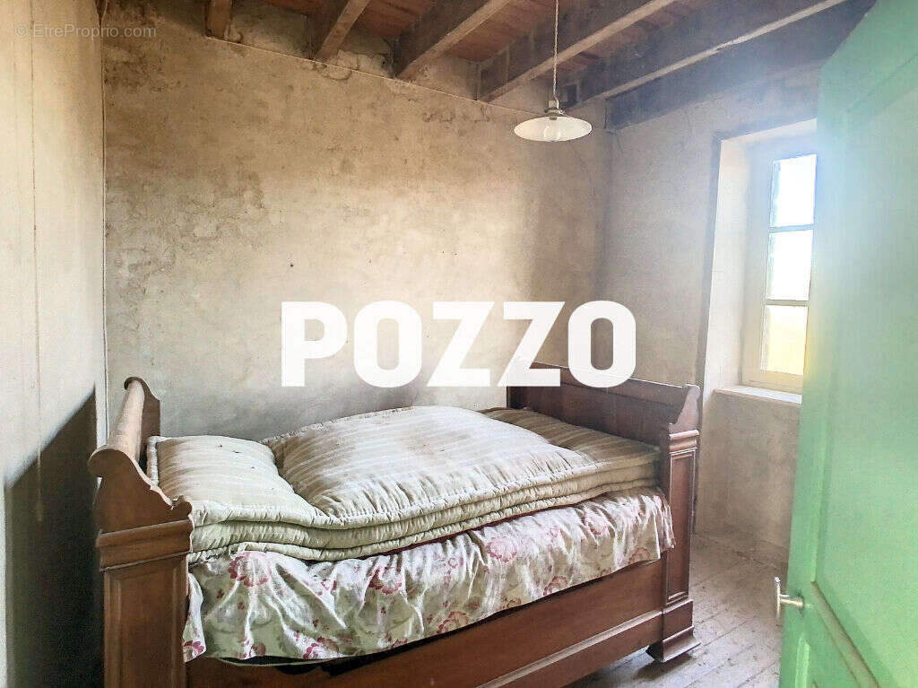 Maison à COULOUVRAY-BOISBENATRE