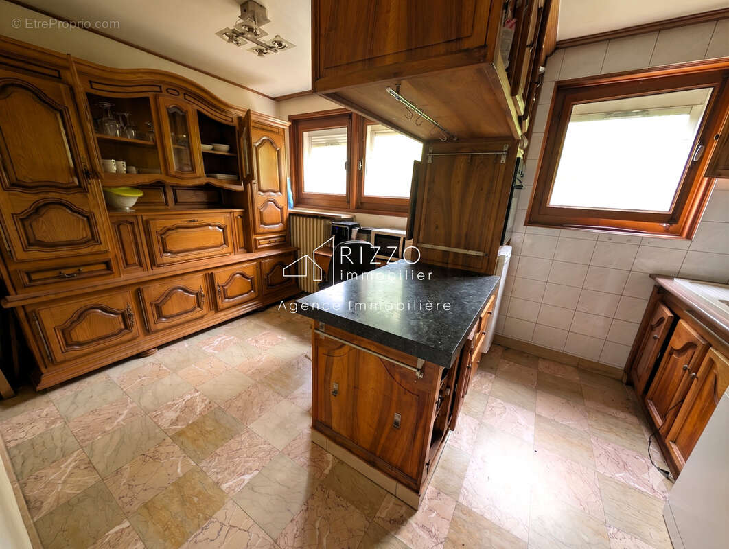 Maison individuelle à CROZET (01170) - 590 000 € FAI - photo 6