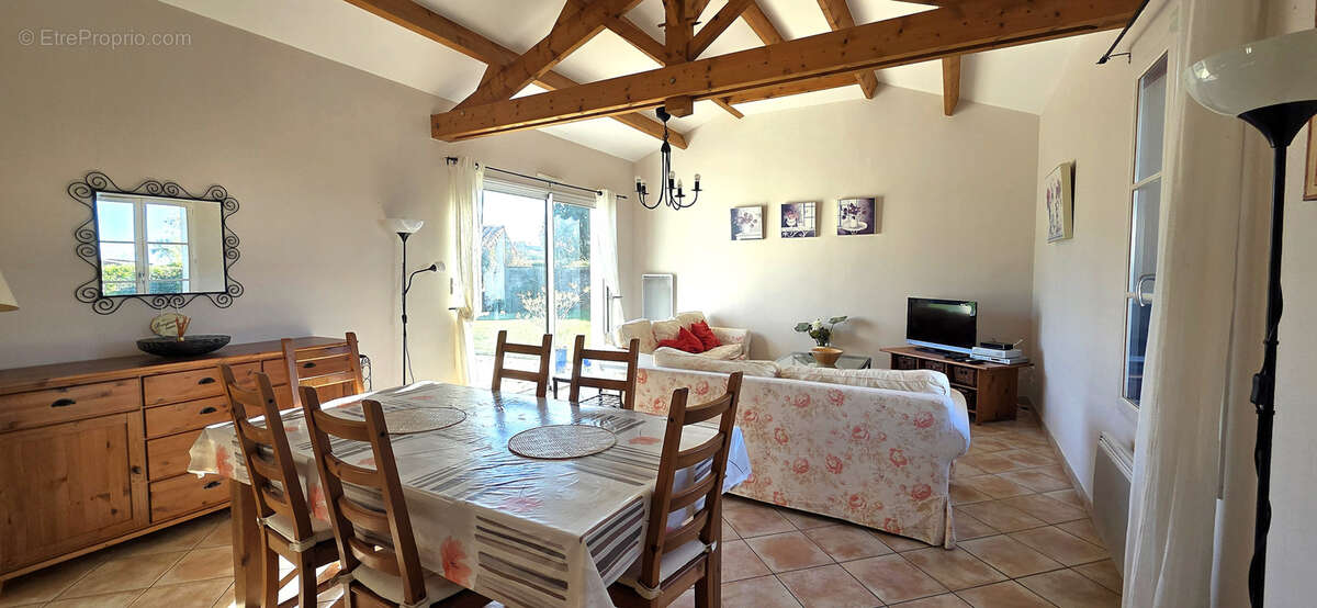 Maison à L&#039;AIGUILLON-SUR-VIE