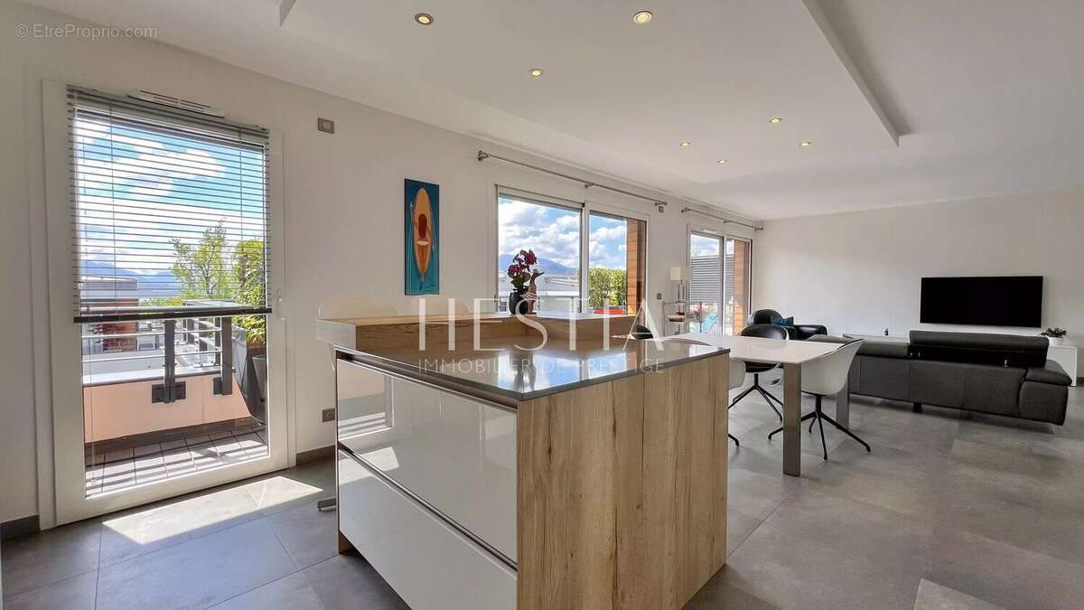 Appartement à ANNECY-LE-VIEUX