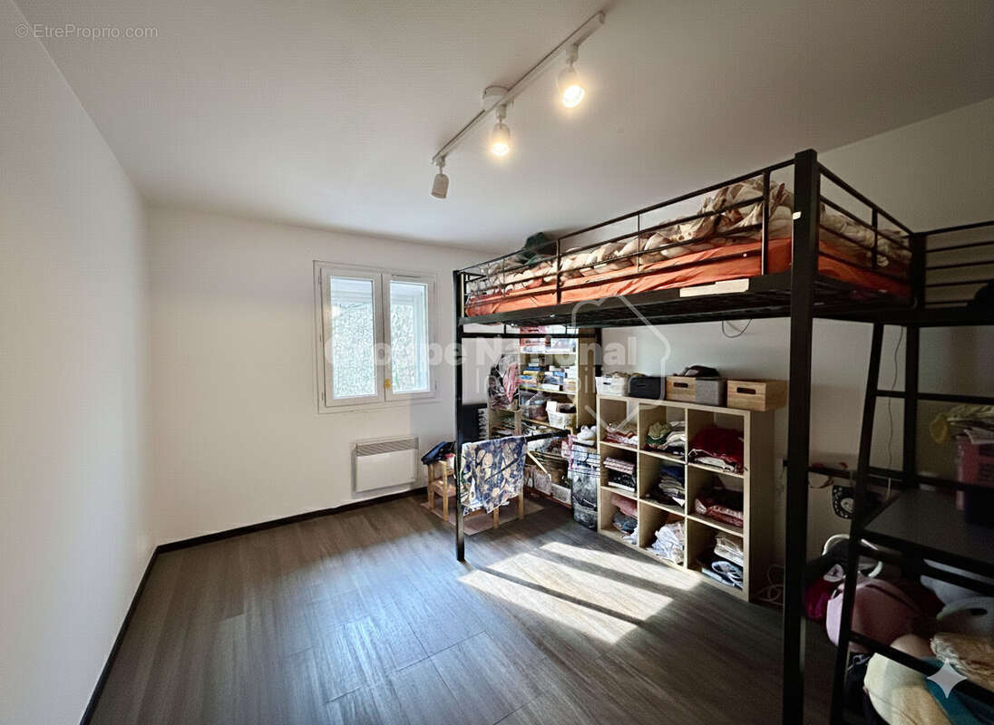 Appartement à FLORENSAC