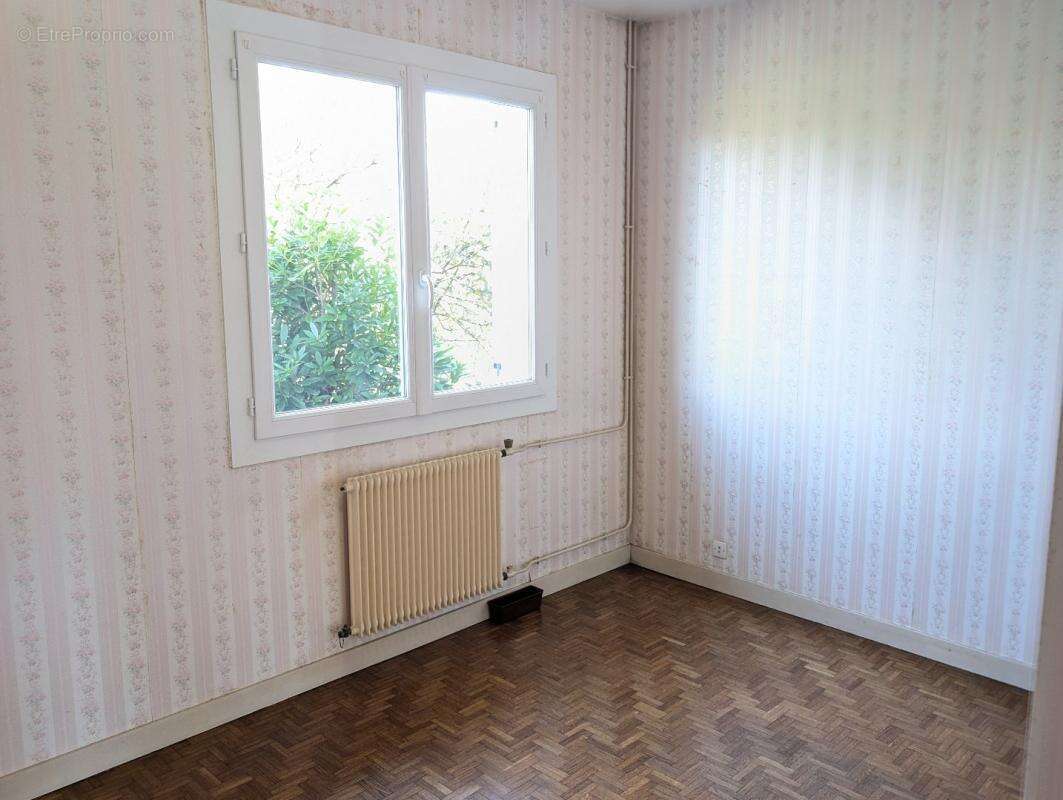 Maison à SAINT-SULPICE-ET-CAMEYRAC