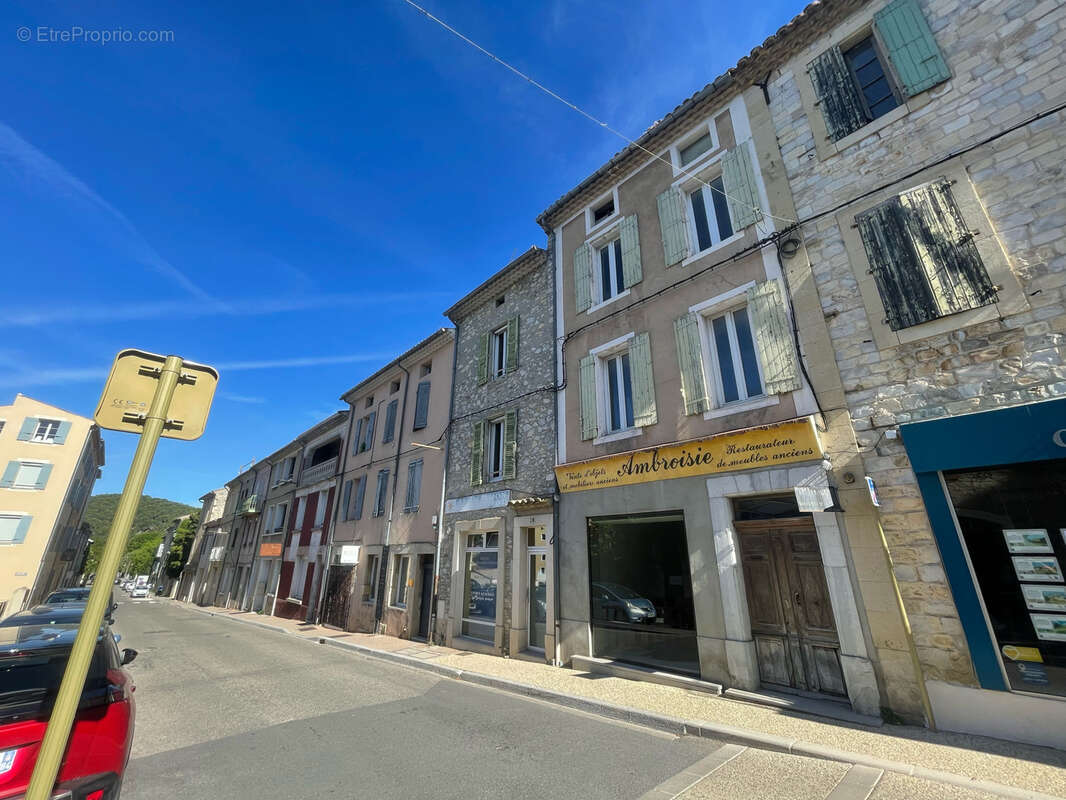 Vaison hyper centre - superbe loft traversant - photo 8