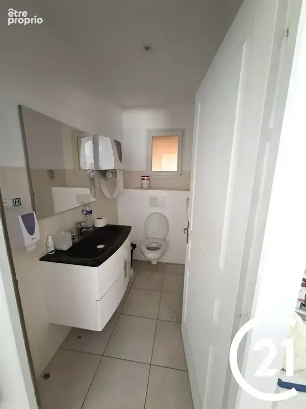 Commerce 875 m² à vendre à Saint-Maurice-L'exil (38550) - photo 9