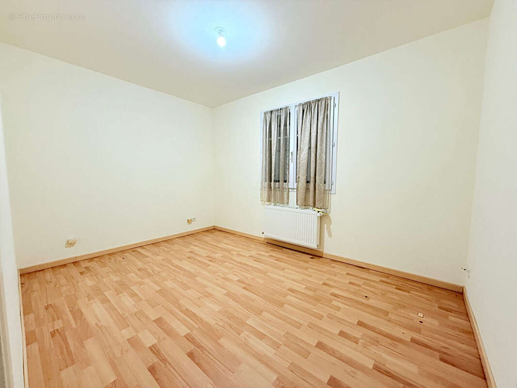 Maison à MEHUN-SUR-YEVRE