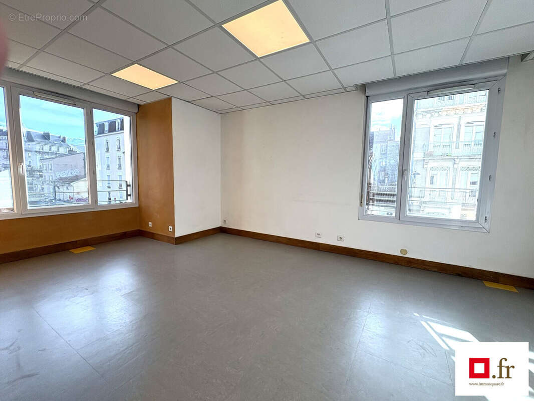 Commerce 71 m² à Grenoble  - photo 5