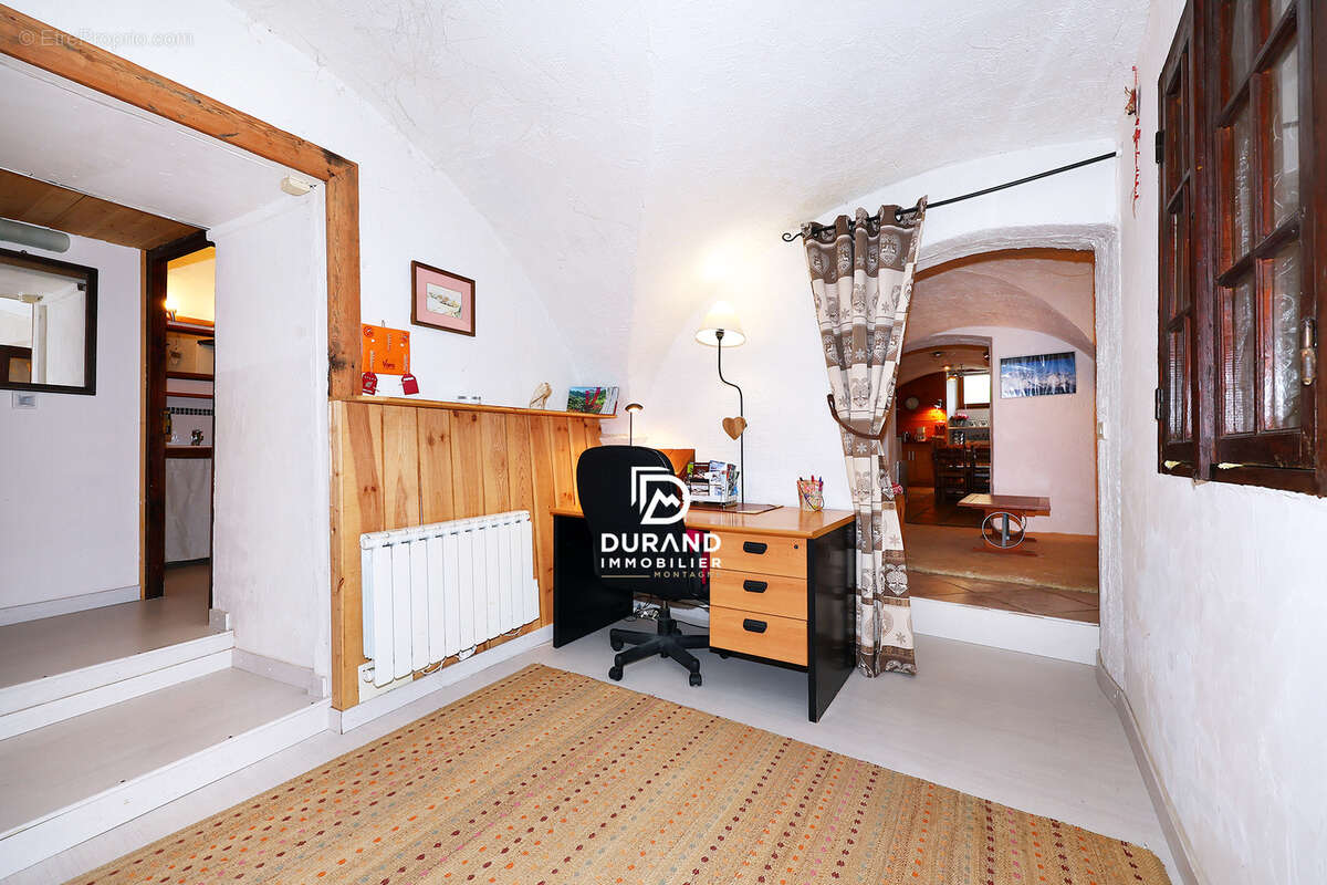 Rare à la vente   un véritable esprit de maison de famille - photo 11