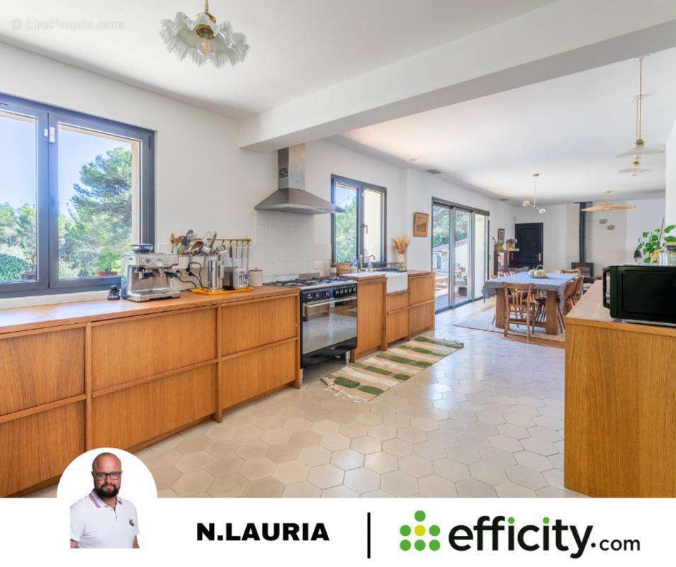 Maison à MEYRARGUES