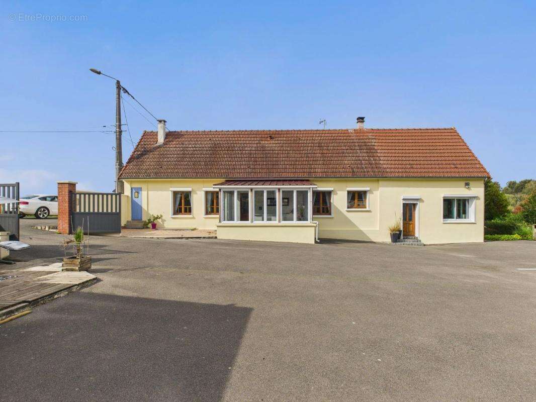 Maison à LE HAMEL