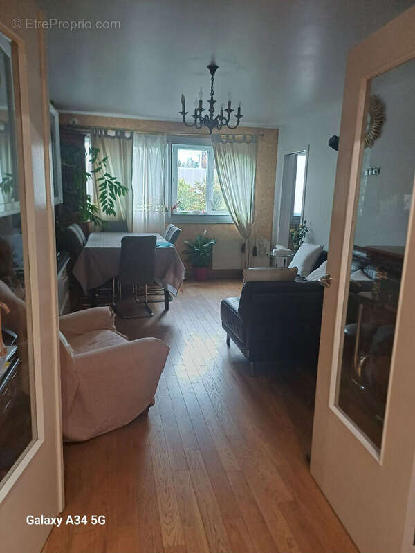 Appartement à CLICHY