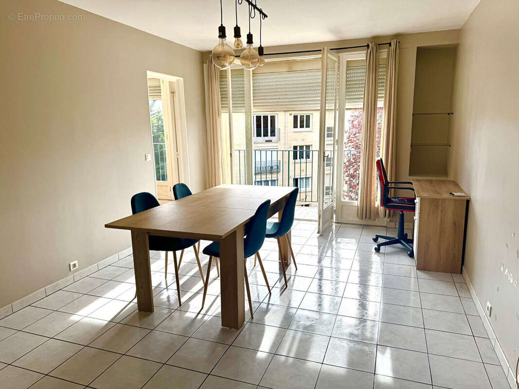Appartement à MAISONS-LAFFITTE