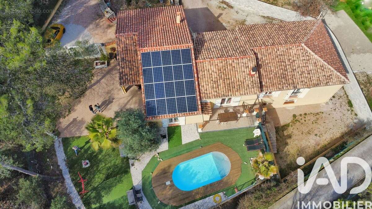 Photo 2 - Maison à ROCBARON