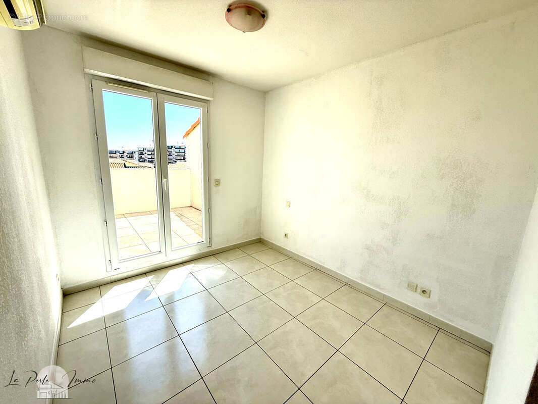Duplex T3 sur la Marina avec parking - photo 10