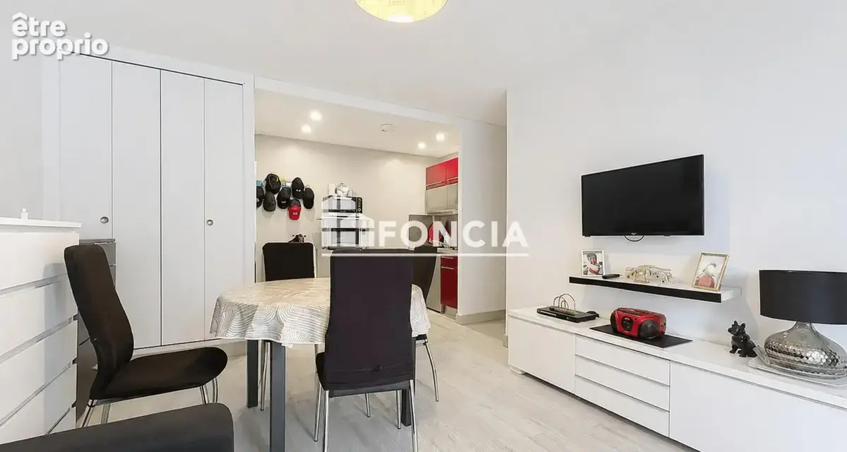 Appartement 2 pièces avec beau balcon et piscine - photo 6