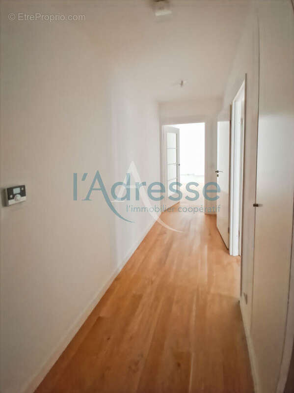 Appartement à SURESNES