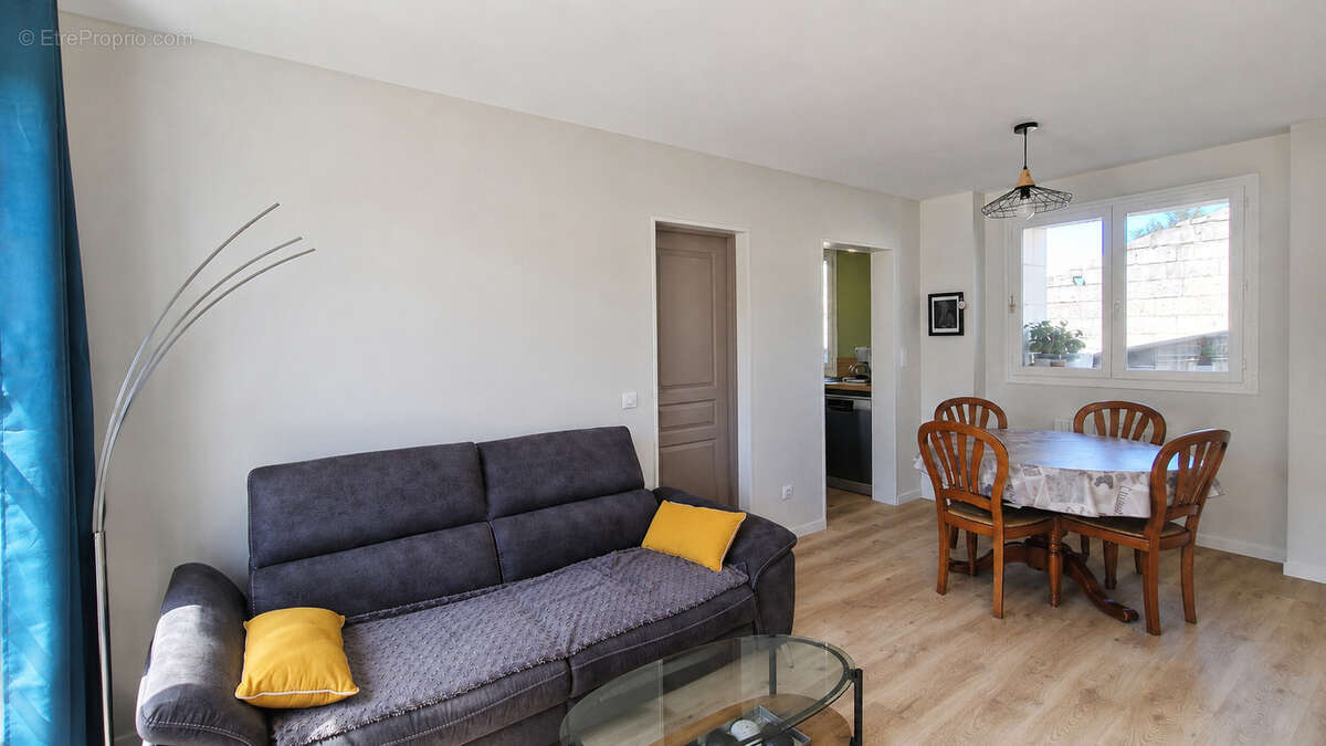 Appartement à BOURGUEIL
