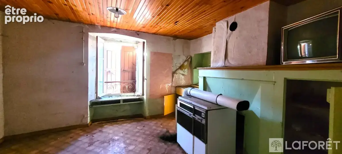Maison de bourg à rénover entièrement / Beau potentiel à Landos - photo 4