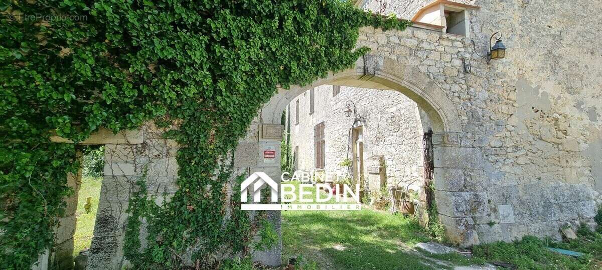 Maison à ASQUES